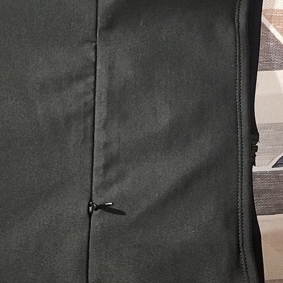 Fabletics Demi Lavato Bella Jacket - Picture 5 of 6